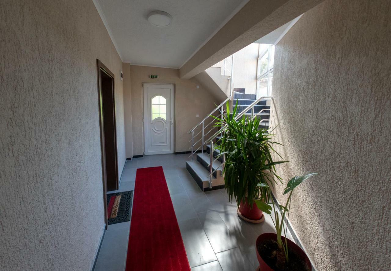 Dionis Rooms & Apartments Prilep Dış mekan fotoğraf